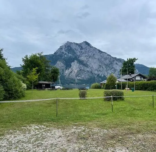 Penthouse-suite Mountain View Mit Waldhuette/sauna/netflix Daire Nachdemsee