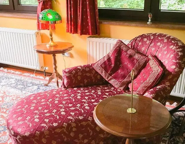 Daire Penthouse-suite Mountain View Mit Waldhuette/sauna/netflix Nachdemsee