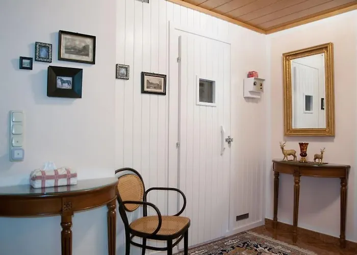 Daire Penthouse-suite Mountain View Mit Waldhuette/sauna/netflix Nachdemsee