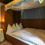 Penthouse-suite Mountain View Mit Waldhuette/sauna/netflix דירה *
