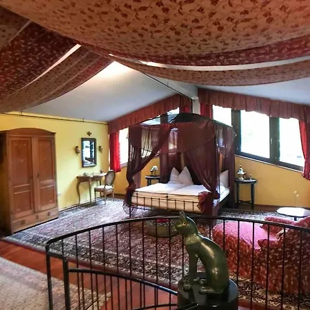 Lägenhet Penthouse-suite Mountain View Mit Waldhuette/sauna/netflix Nachdemsee