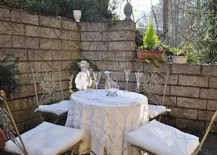 Penthouse-suite Mountain View Mit Waldhuette/sauna/netflix Apartment Nachdemsee