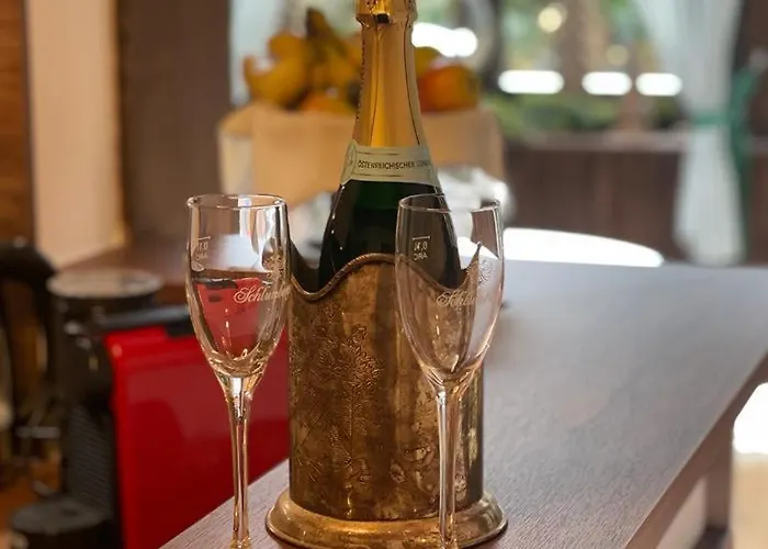 Penthouse-suite Mountain View Mit Waldhuette/sauna/netflix *